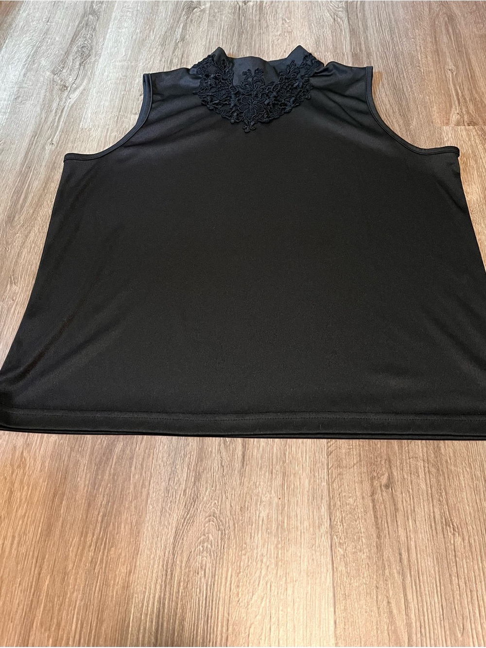 BFA Classics Vintage Black Sleeveless Mock Neck Camisole with Lace Applique